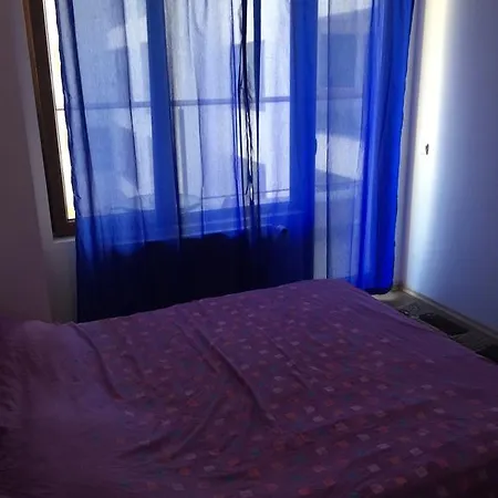 115 Apartment *