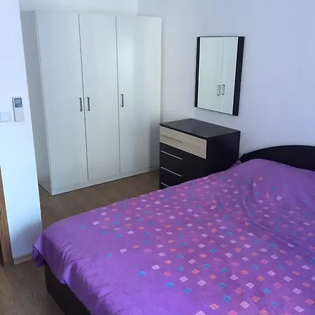 115 Apartment *